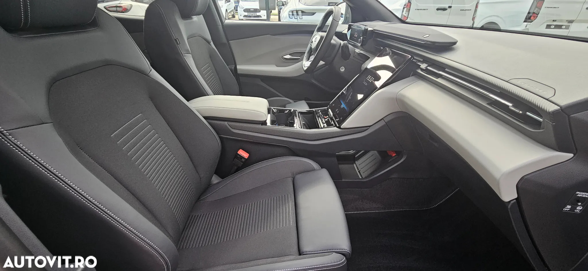 Ford Explorer RWD 77 kWh Extended Range Premium - 7