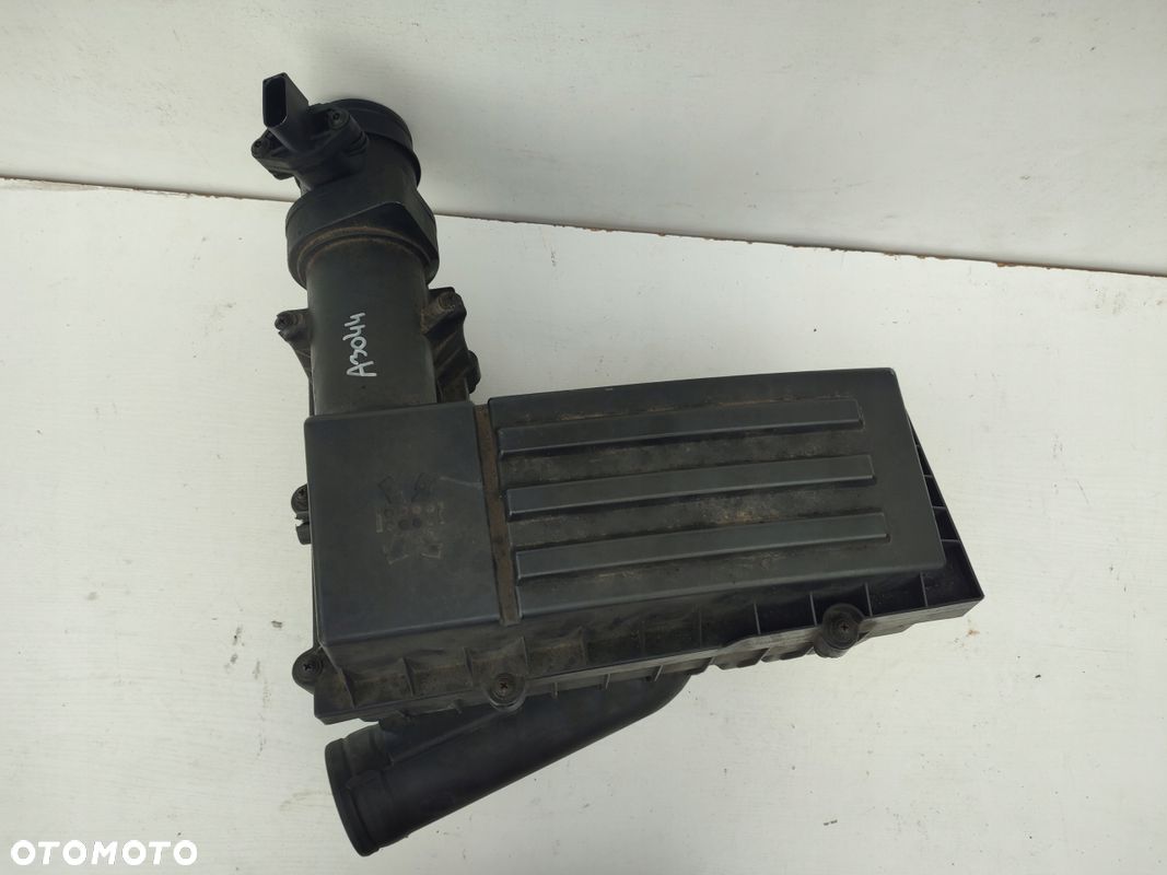 Obudowa filtra powietrza przepływomierz SEAT ALTEA 1.9TDI 1K0129607D - 1