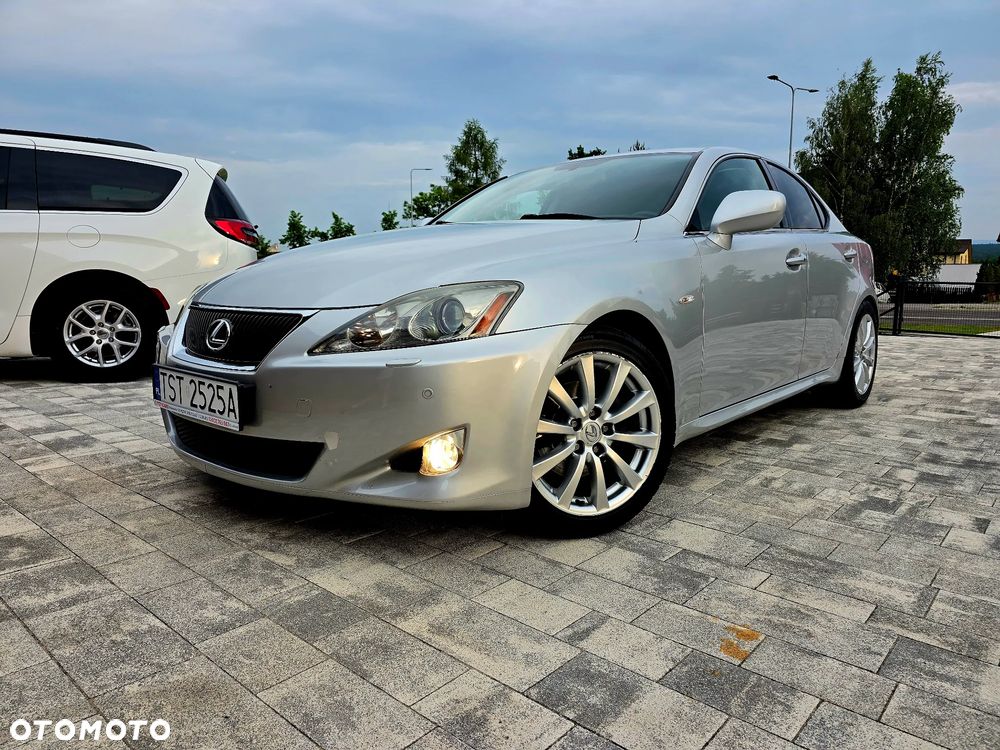 Lexus IS 250 Prestige - 23