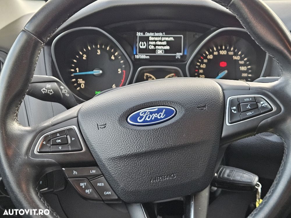 Ford Focus 1.5 EcoBlue Start-Stopp-System TITANIUM X - 7