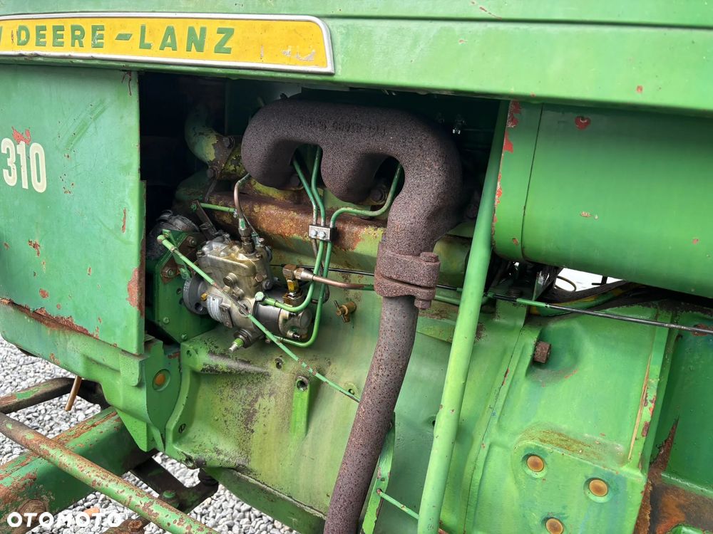 John Deere 310 - 17