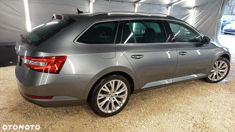 Skoda Superb 1.5 TSI Ambition DSG - 10
