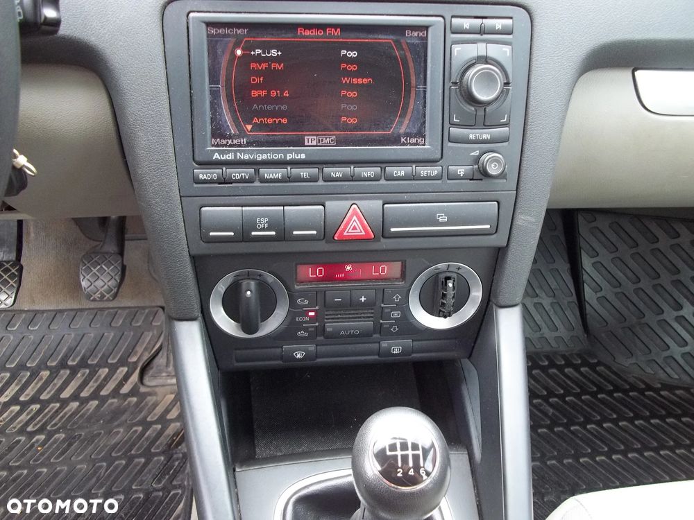 Audi A3 Sportback 1.6 FSI Ambiente - 13