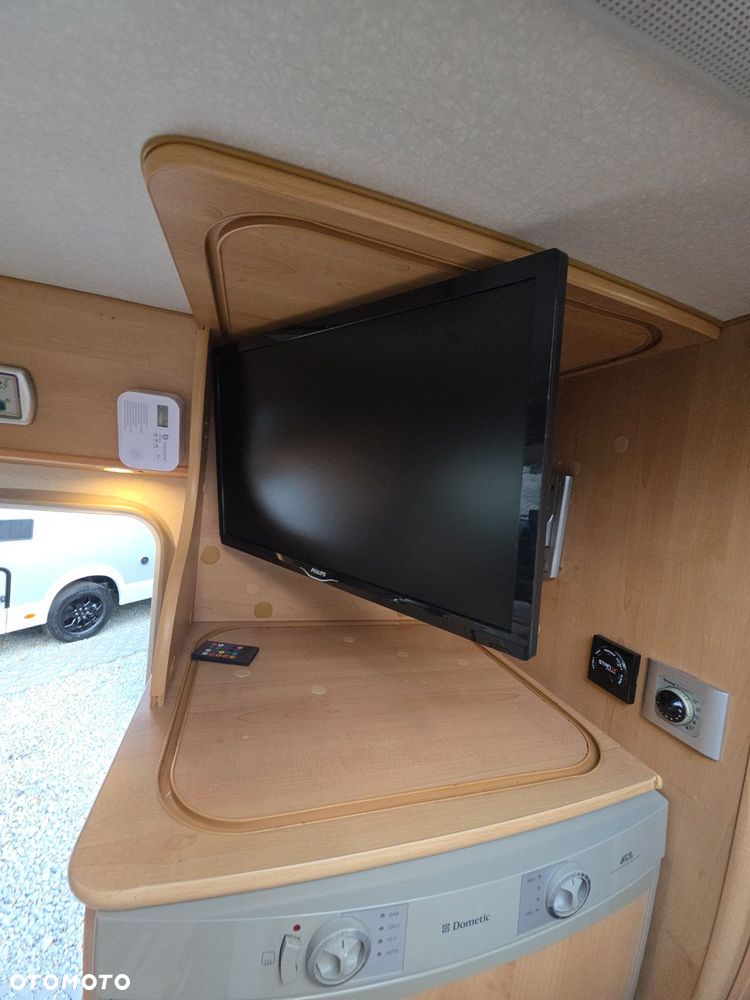 McLOUIS Fiat Ducato 2,8 jtd Kamper Garaz Duze Łózko Solar Stacja Multimedialna TV - 17