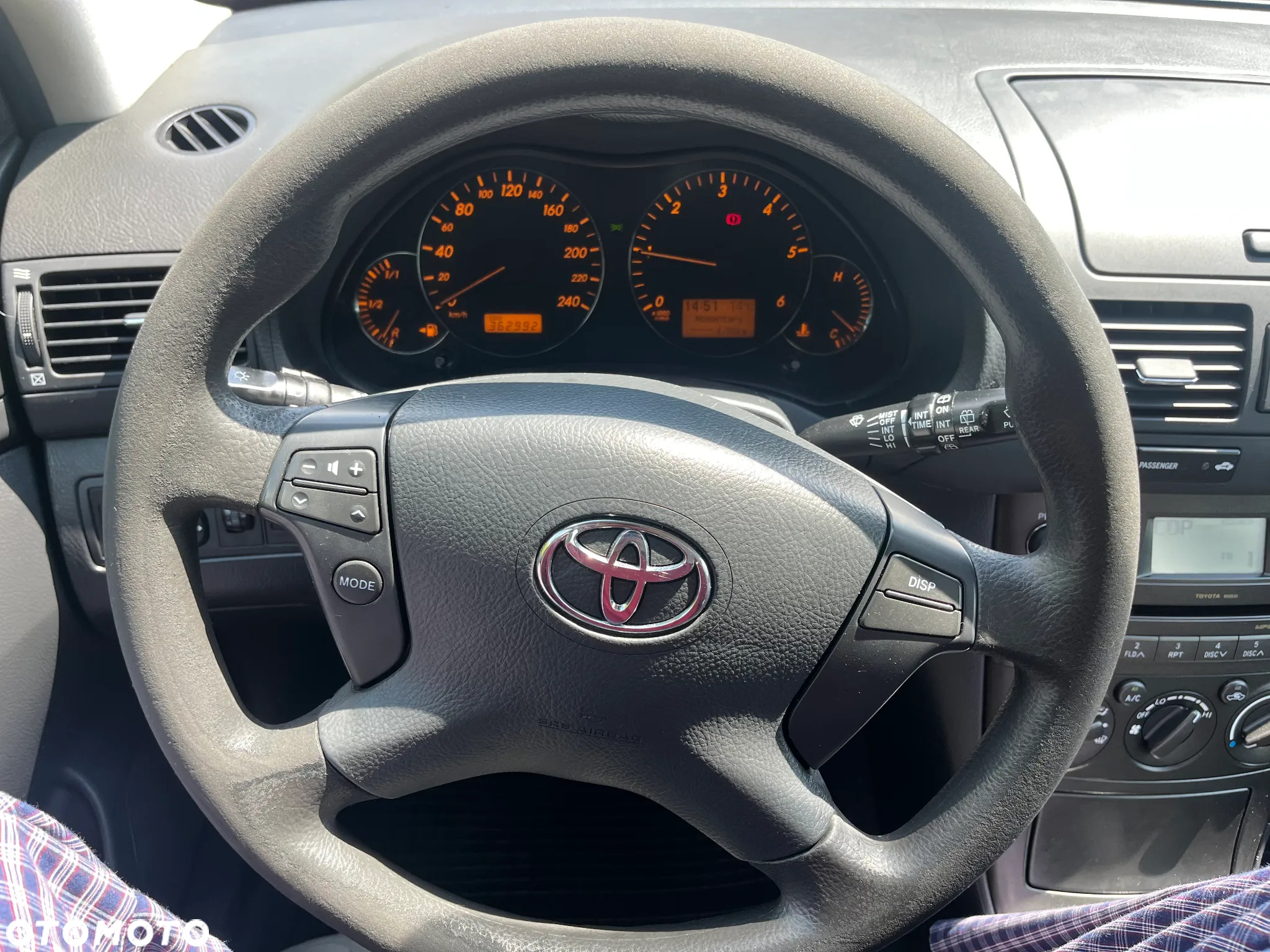 Toyota Avensis 2.0 D-4D Combi - 8