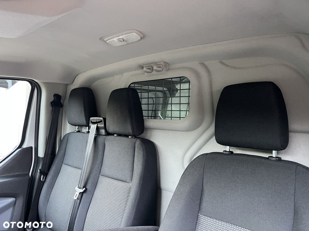 Ford Transit Custom  L2H1 - 30