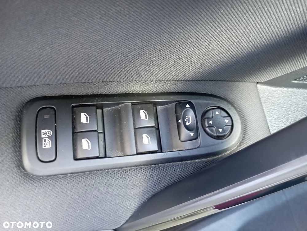 Peugeot 508 2.0 HDi Allure - 22