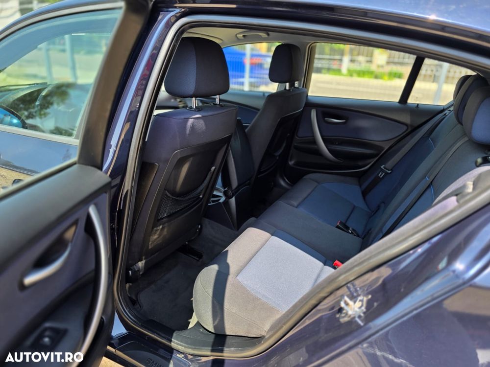 BMW Seria 1 116i - 12