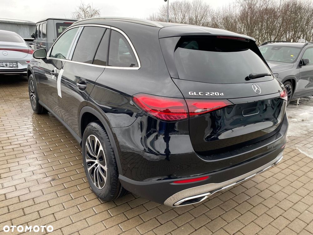 Mercedes-Benz GLC - 2