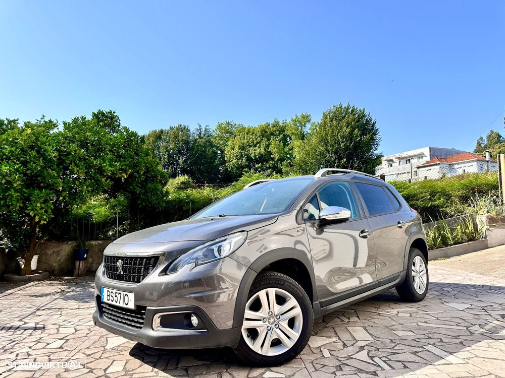 Peugeot 2008 1.2 PureTech Signature - 2