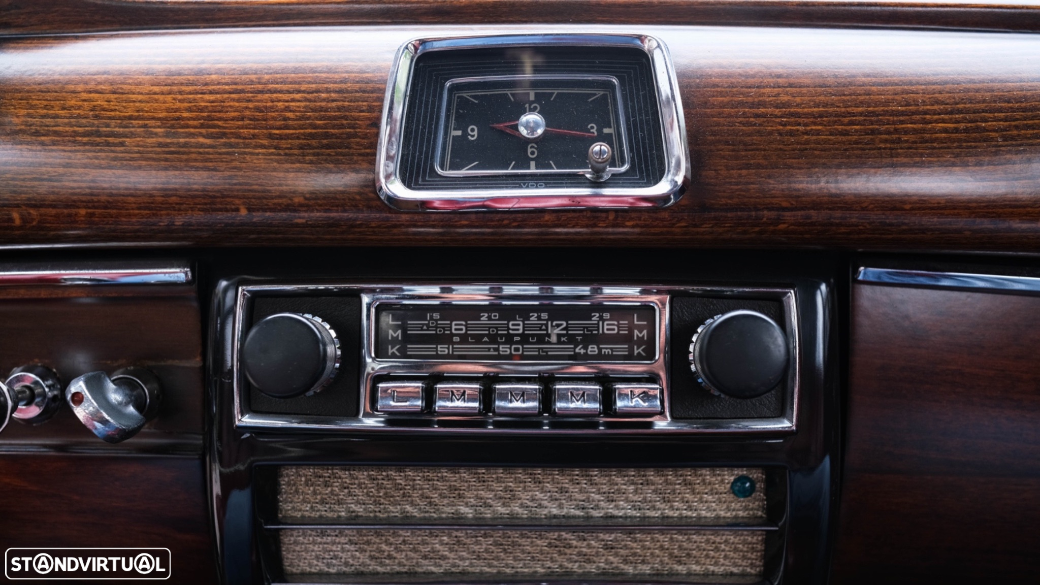 Mercedes-Benz 220 - 41