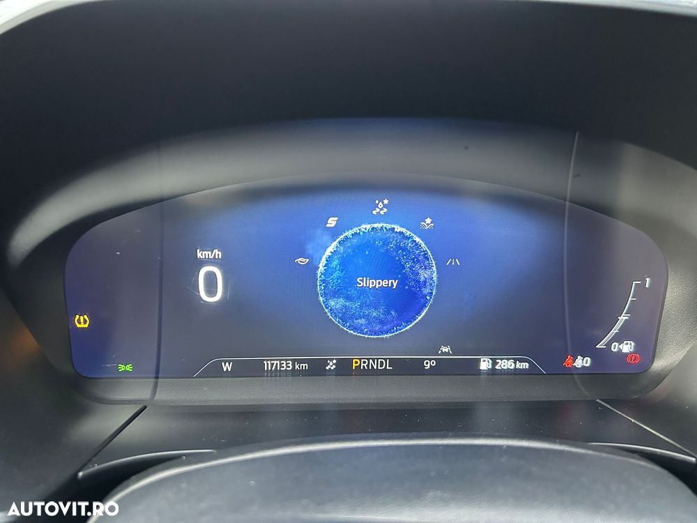 Ford Kuga 2.0 EcoBlue A8 AWD Titanium - 23