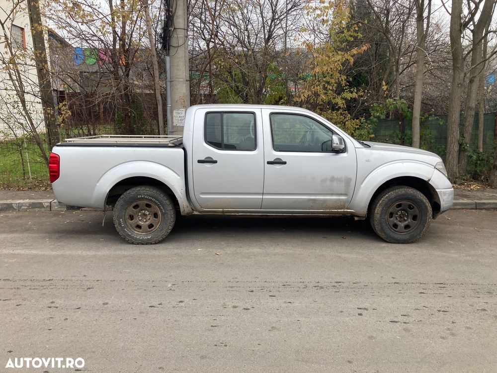 Nissan Navara 2.5 dCi Double Cab LE - 2
