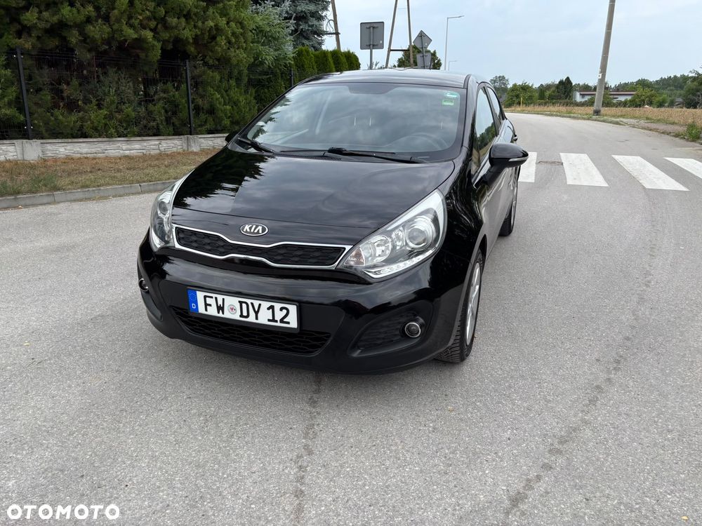 Kia Rio 1.2 Dream Team Edition - 2