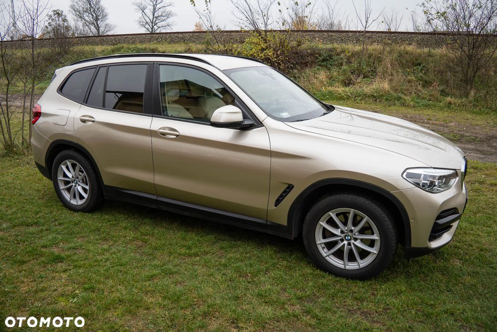 BMW X3 sDrive18d Advantage - 4