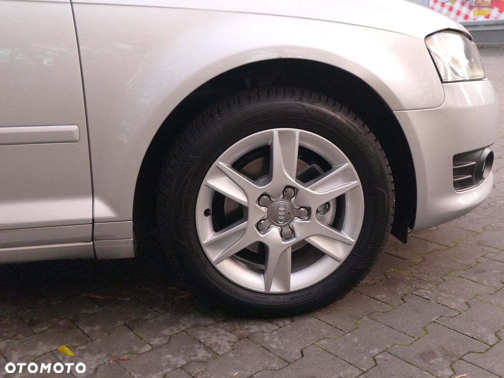 Audi A3 Sportback - 9