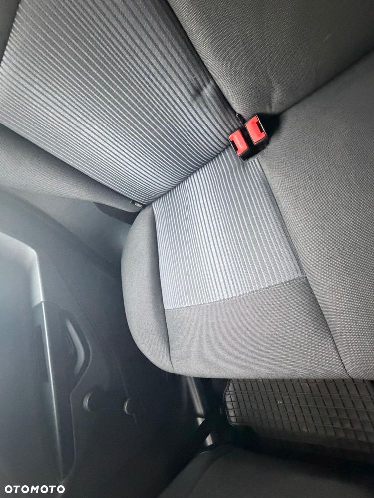 Ford Fiesta 1.25 Champions Edition - 21