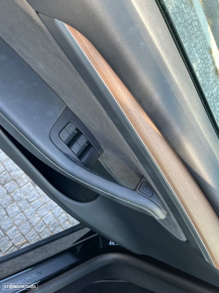 Tesla Model Y Tração Traseira - 23