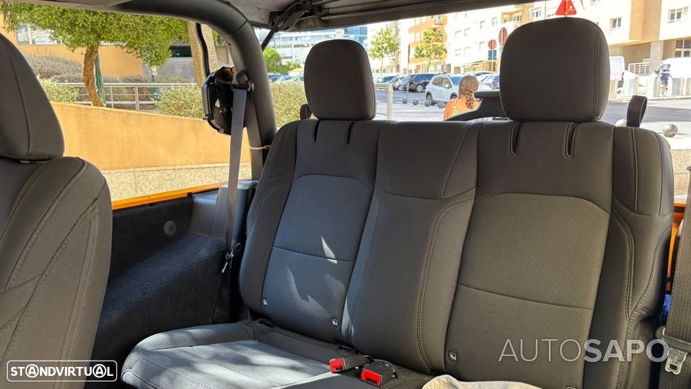 Jeep Wrangler - 7