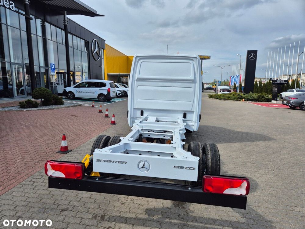 Mercedes-Benz Sprinter 519 CDI OM654 - 6