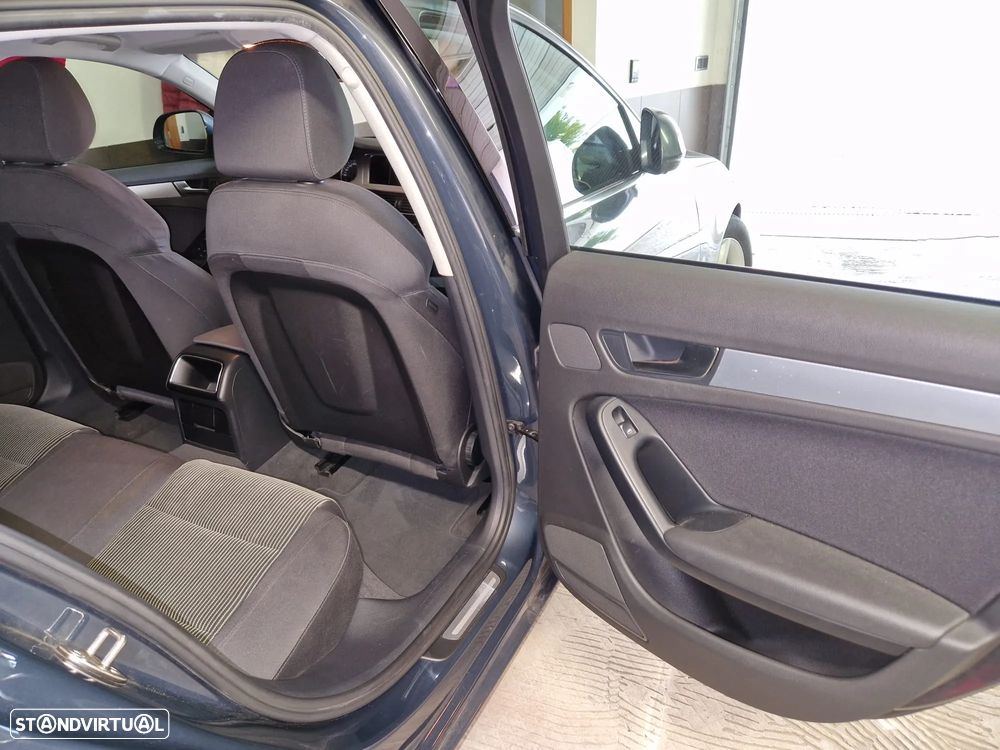 Audi A4 2.0 TDI Sport - 44