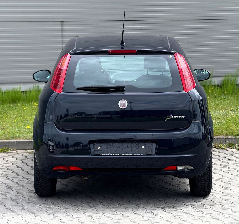 Fiat Punto 1.2 16V Active - 10
