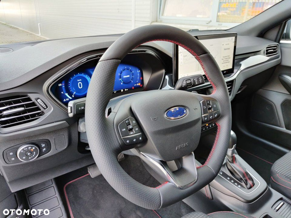 Ford Focus - 13