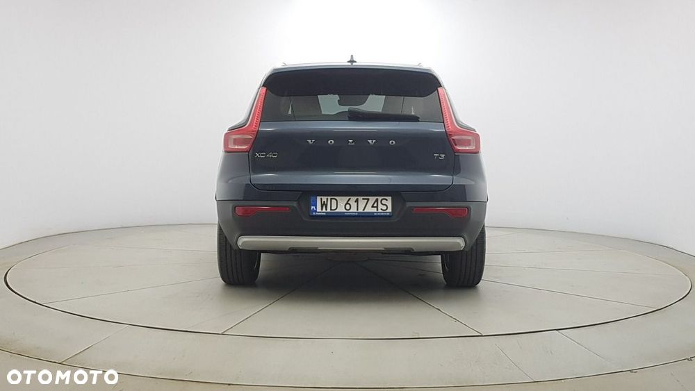 Volvo XC 40 - 6