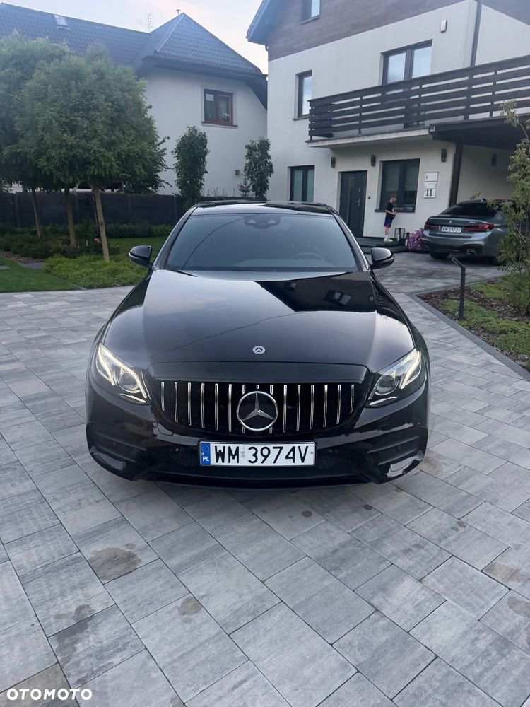 Mercedes-Benz Klasa E 300 9G-TRONIC - 29