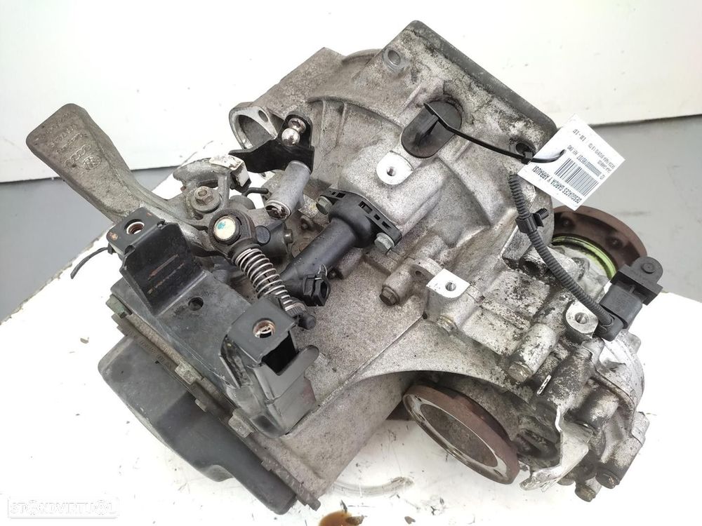 CAIXA VELOCIDADES SKODA FABIA I 2000 -EMD - 4