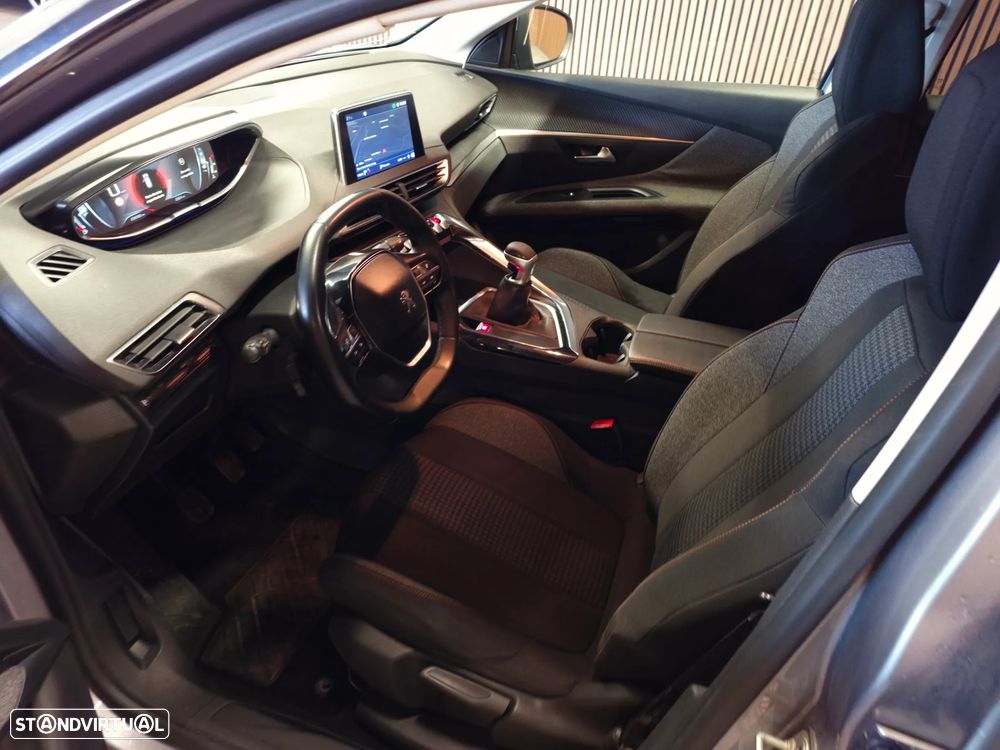 Peugeot 3008 1.5 BlueHDi Active - 4