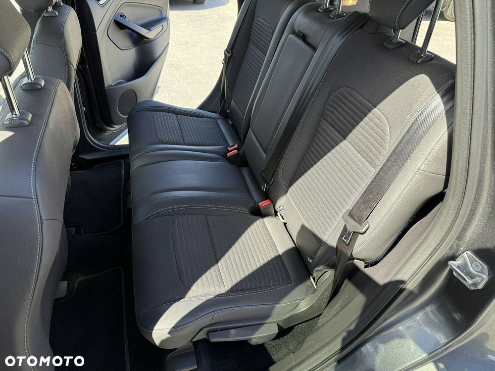 Ford Kuga - 22