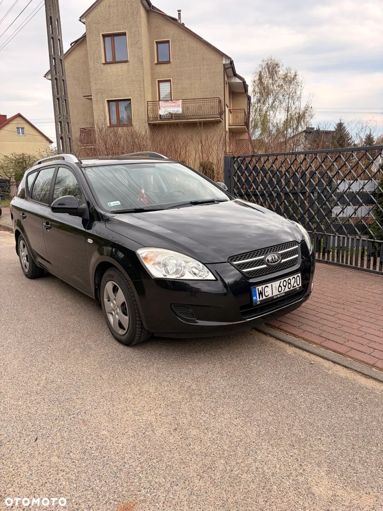 Kia Ceed 1.4 CVVT Attract - 1