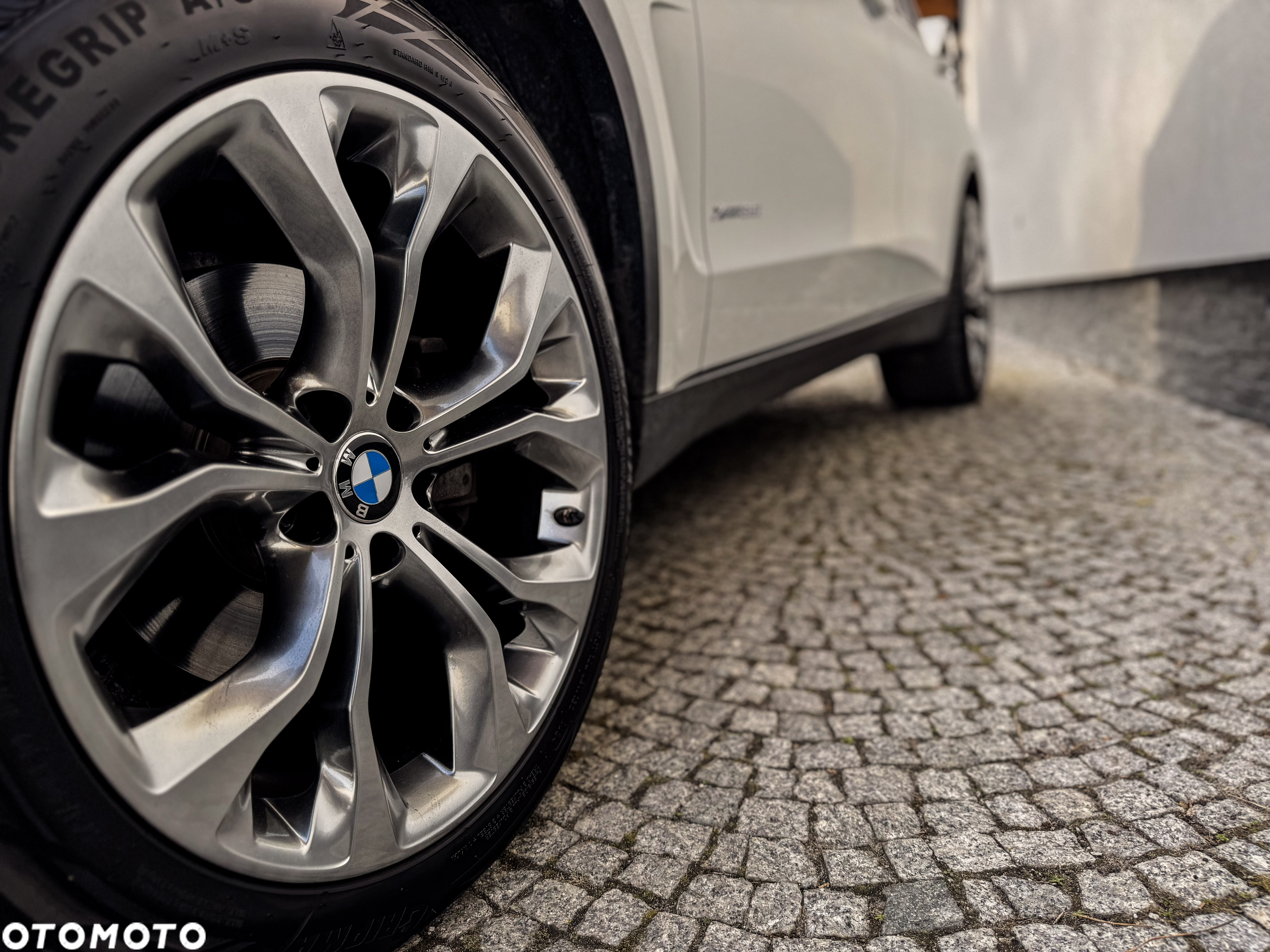 BMW X5 xDrive35i - 7