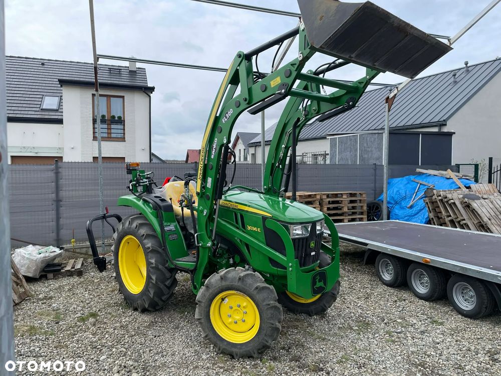 John Deere 3036E 3038E - 2