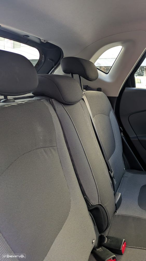 Renault Captur 1.5 dCi Exclusive - 16