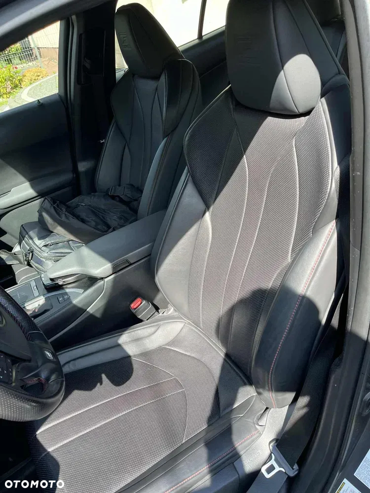 Lexus UX 250h GPF F Sport Edition AWD - 12