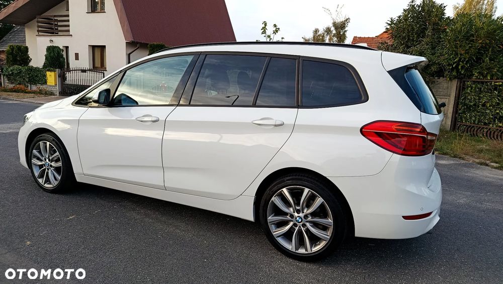 BMW Seria 2 220d xDrive Sport-Aut - 33