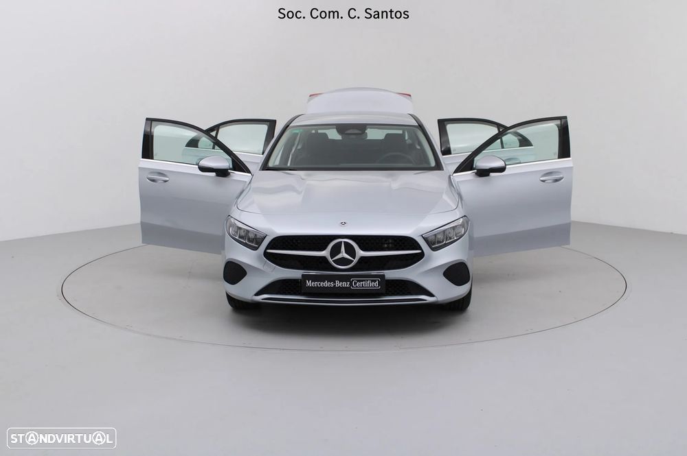 Mercedes-Benz A 250 Limousine e - 11