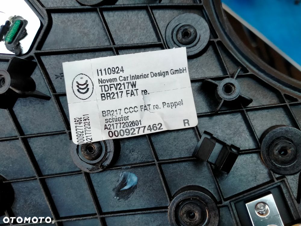 MERCEDES S klasse W217 COUPE / KIEROWNICA Ścięta / Dekory Dekor / Listwa Listwy Ozdobne Konsoli Drzwi Deski / ORYGINAŁ - 16