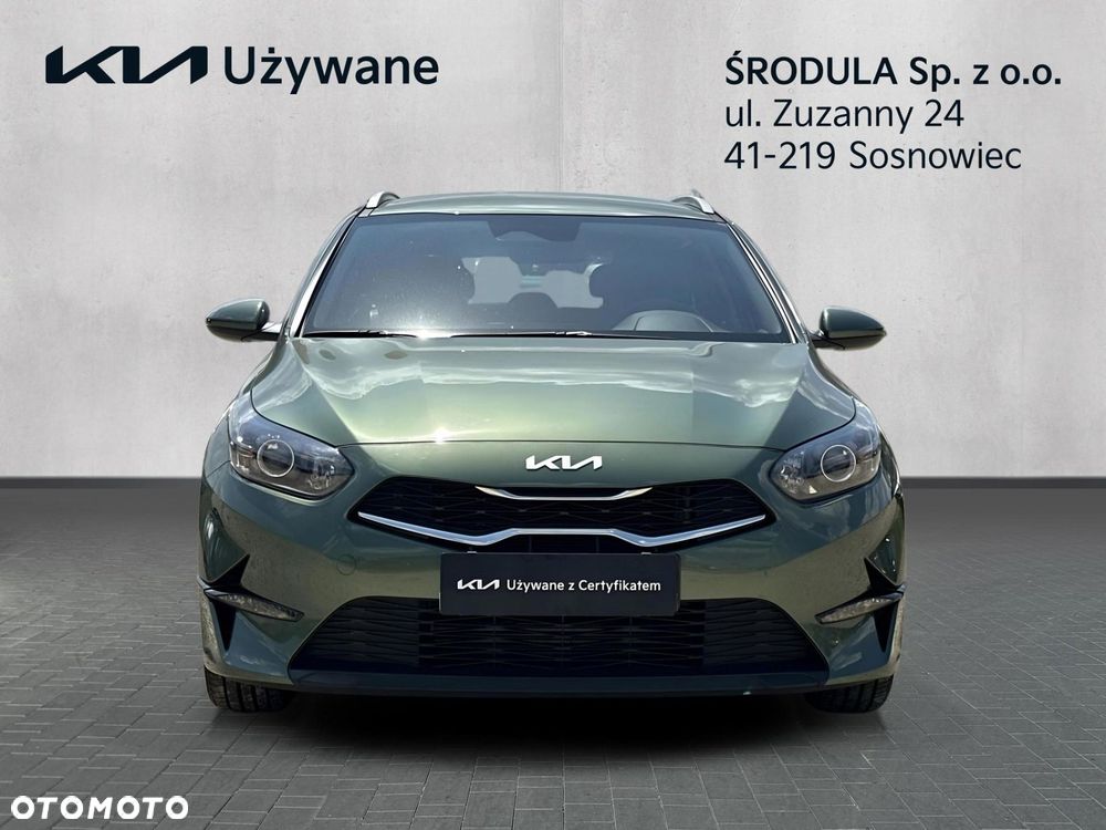 Kia Ceed - 8