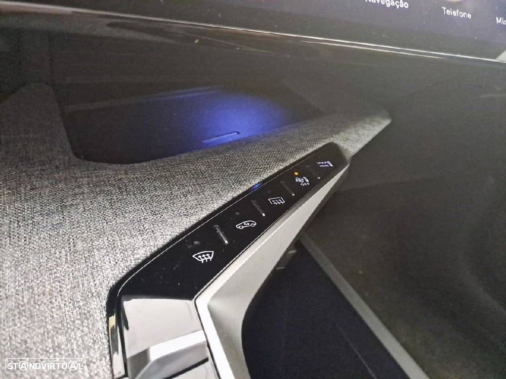 Peugeot 5008 1.2 Hybrid Allure e-DCS6 - 23