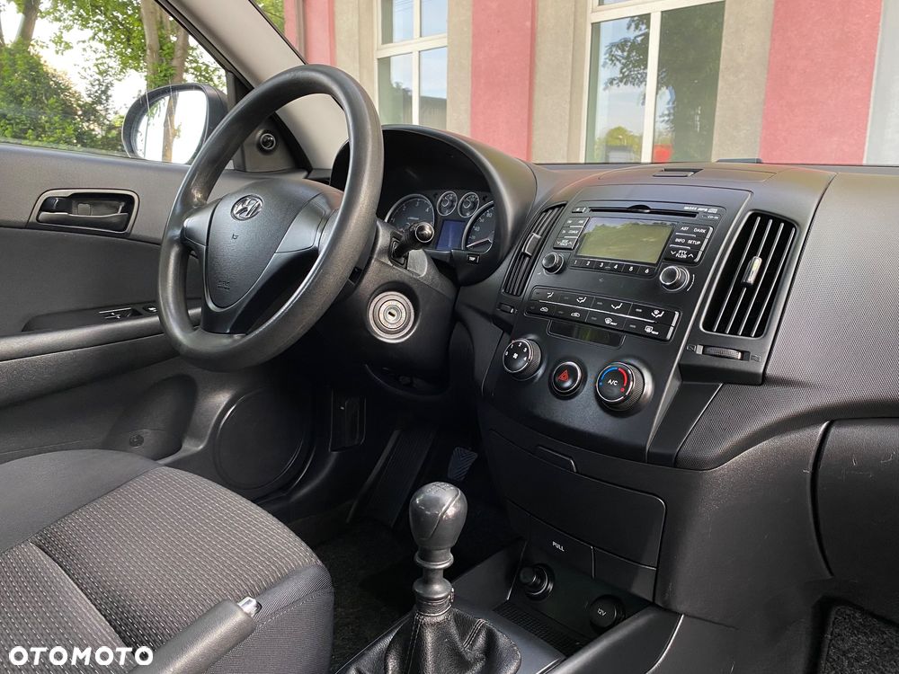 Hyundai i30 1.6 CRDi Base - 25