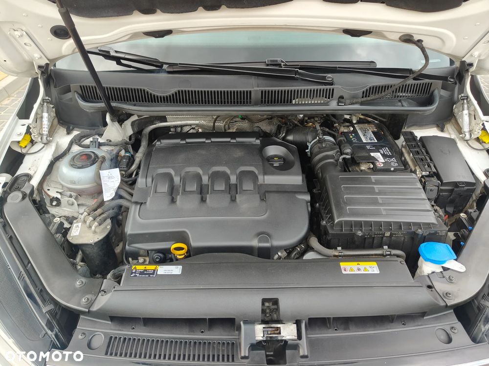 Volkswagen Touran 2.0 TDI SCR UNITED - 35