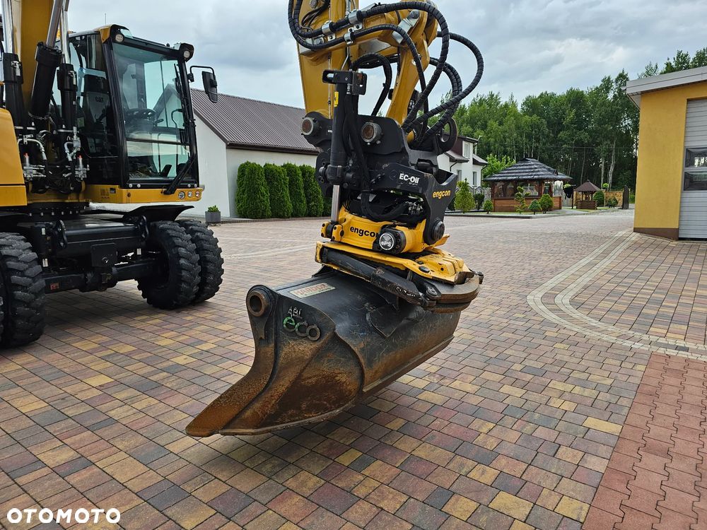 Caterpillar M 318 F - 23