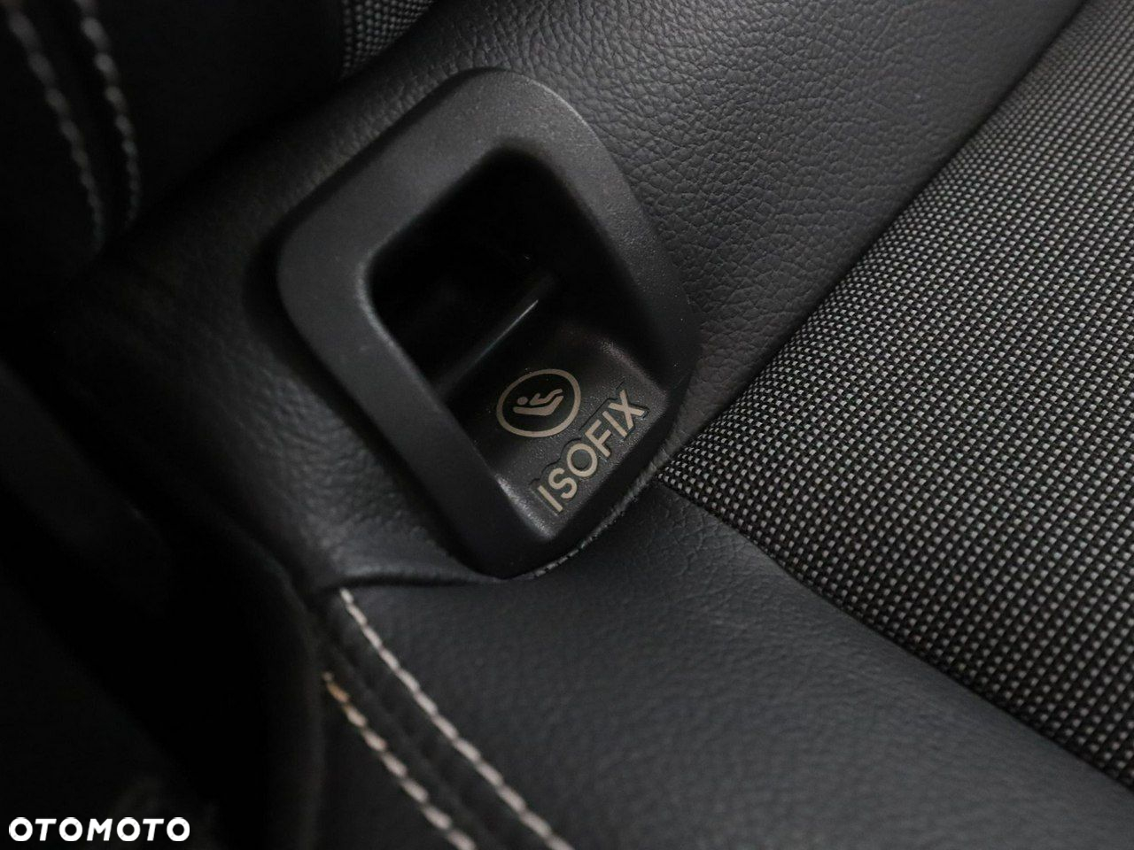 Mercedes-Benz Klasa A 180 (BlueEFFICIENCY) Style - 32