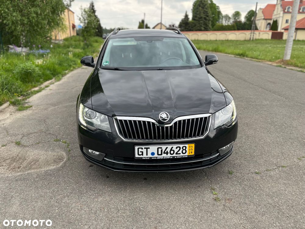 Skoda Superb 2.0 TDI Green tec DSG Ambition - 3
