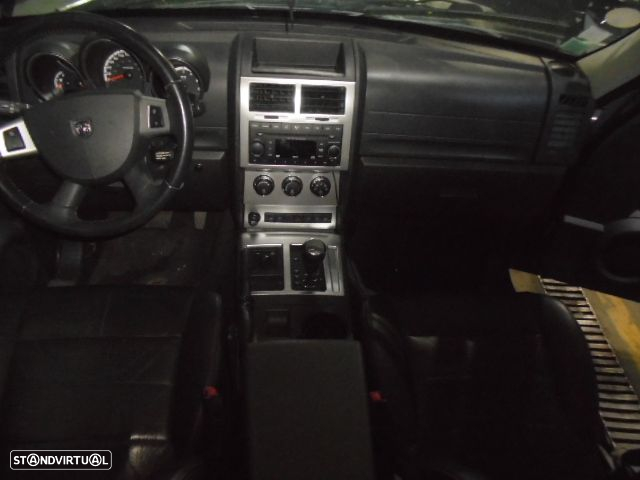 Carro MOT: ENS CXVEL :P52108649AA DODGE NITRO 2007 2.7 177CV 5P PRETO GASOLEO - 9