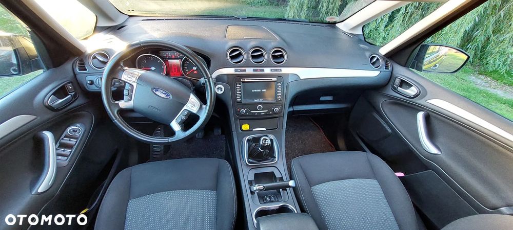 Ford Galaxy 2.0 TDCi Titanium - 17