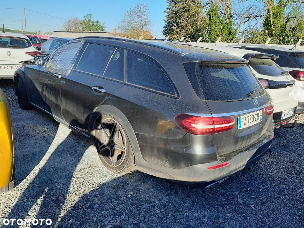 Mercedes-Benz Klasa E - 5